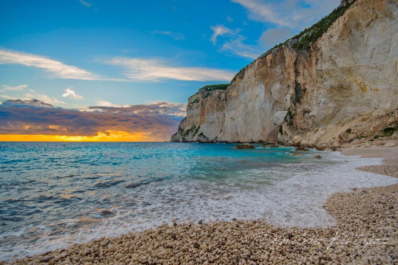 Paxos Fairytales Lovenest 1 Gaios Exterior photo